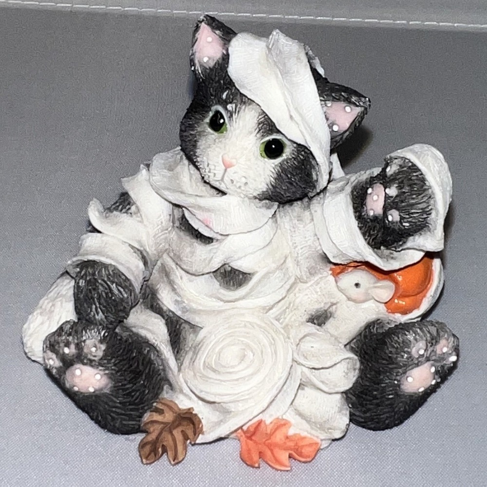 Vintage 1997 Calico Kittens Cat Halloween Mummy Costume Mummy Mischief Resin